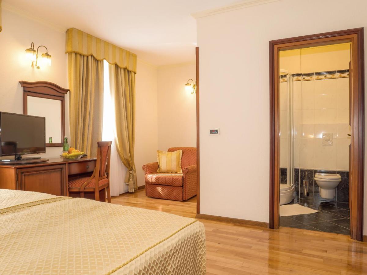 Hotel Savoy Οπατία Εξωτερικό φωτογραφία
