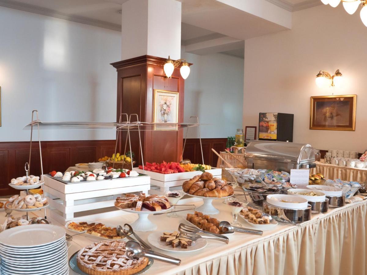 Hotel Savoy Οπατία Εξωτερικό φωτογραφία