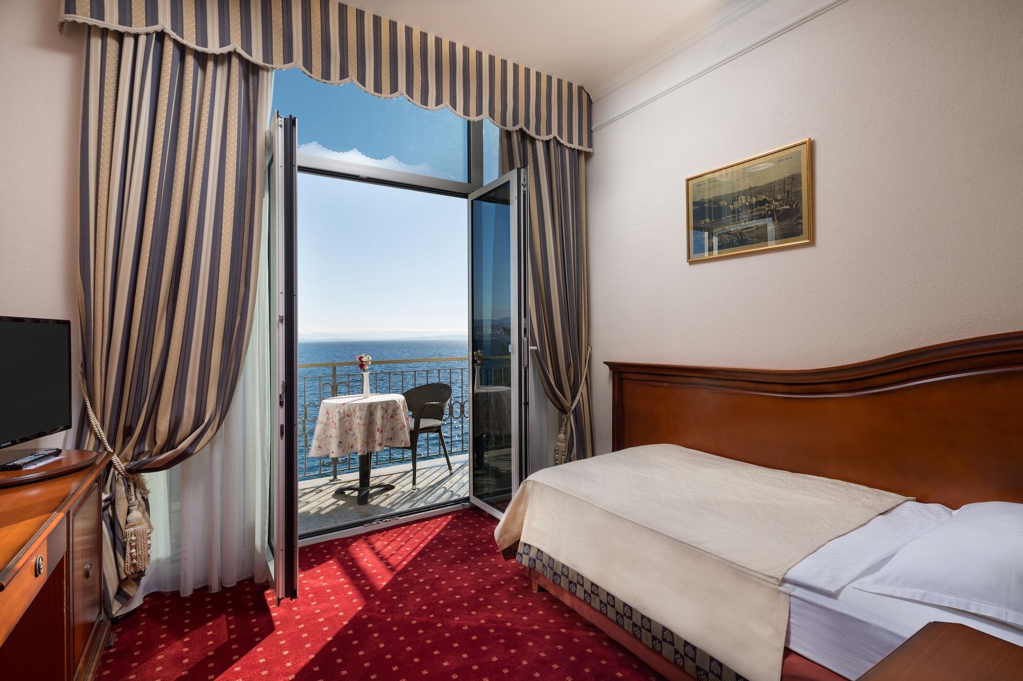Hotel Savoy Οπατία Εξωτερικό φωτογραφία