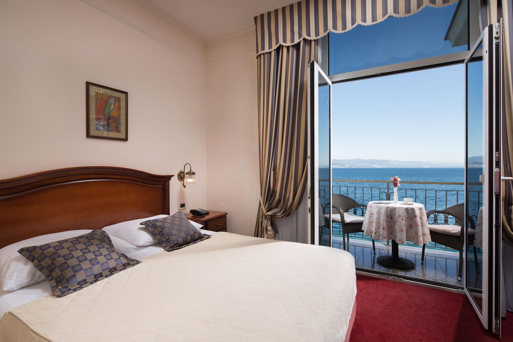 Hotel Savoy Οπατία Εξωτερικό φωτογραφία