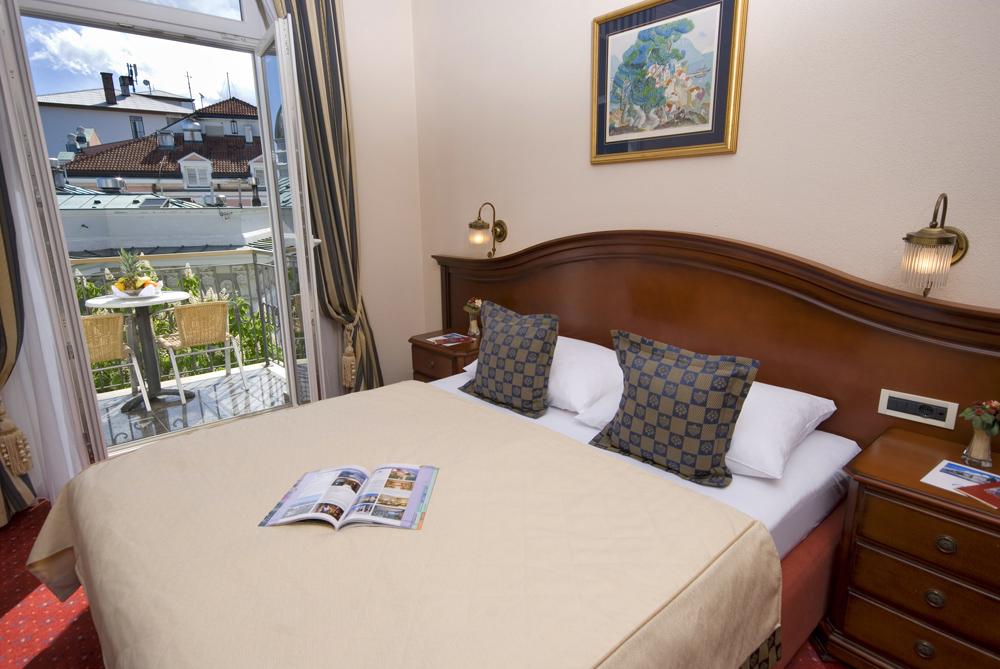 Hotel Savoy Οπατία Εξωτερικό φωτογραφία